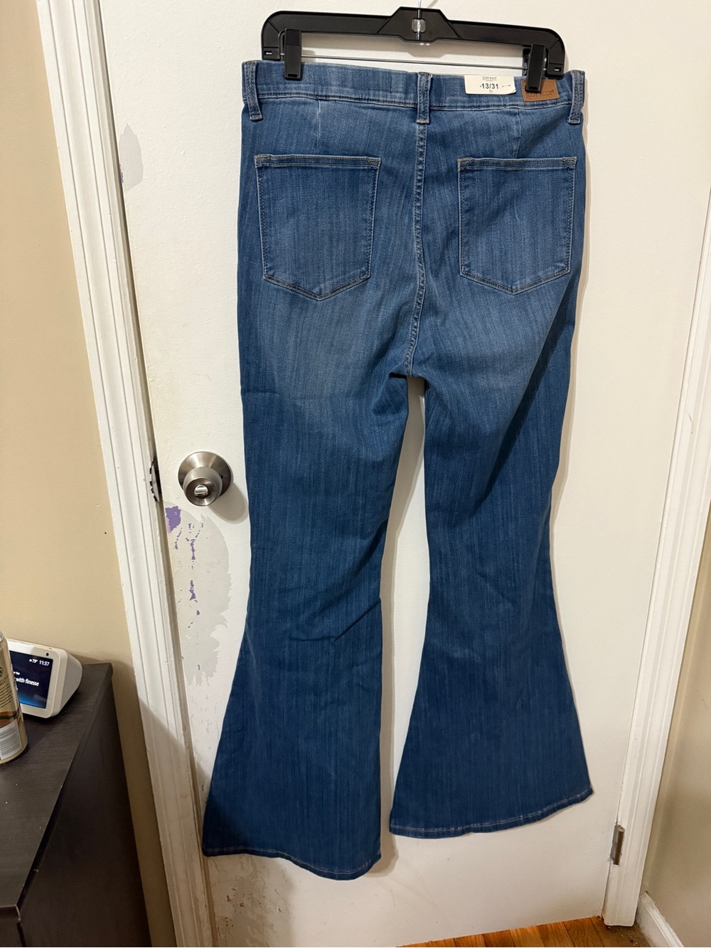 Judy Blue women’s super flare pull on jeans- new with tags. - Picture 6 of 7